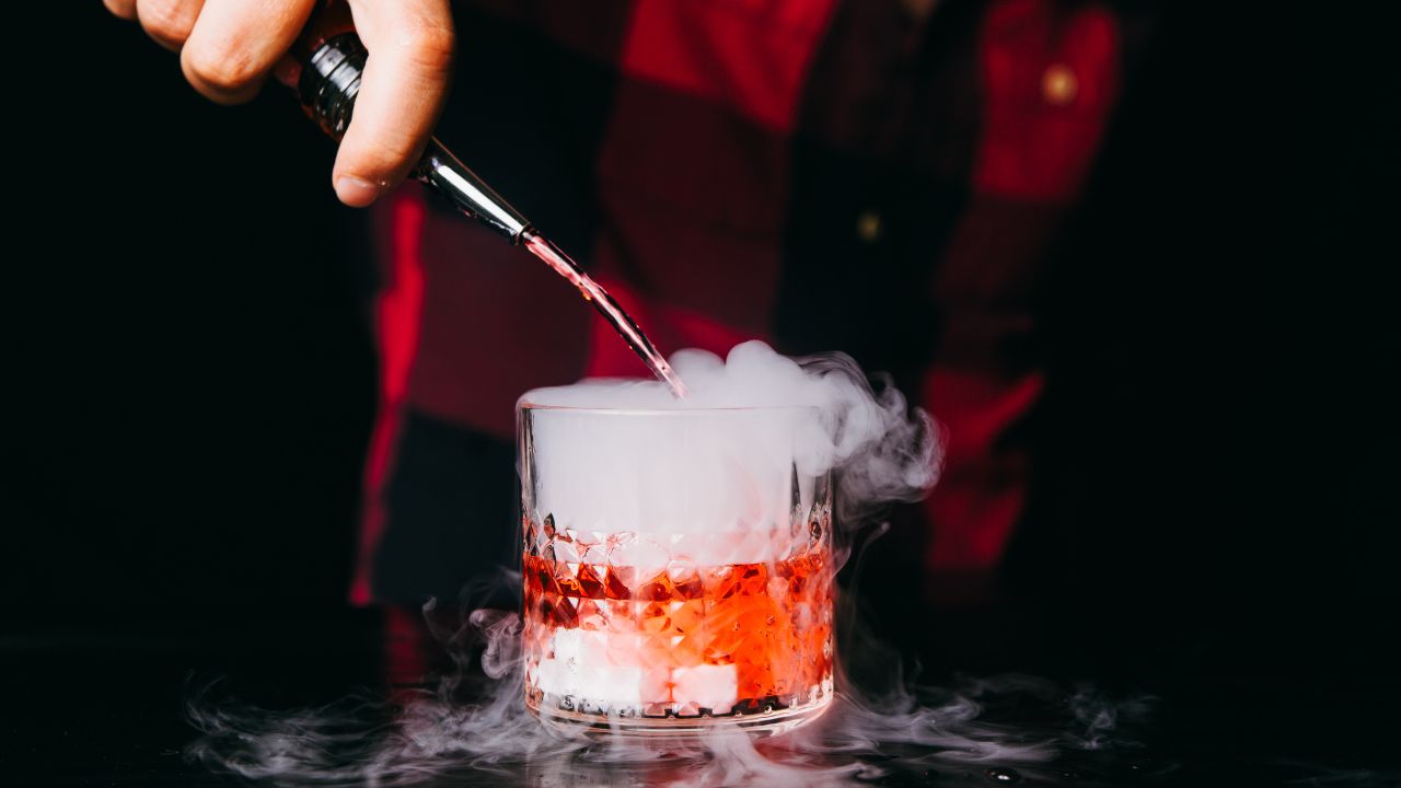 13 Best Smoked Cocktails You Need To Try!