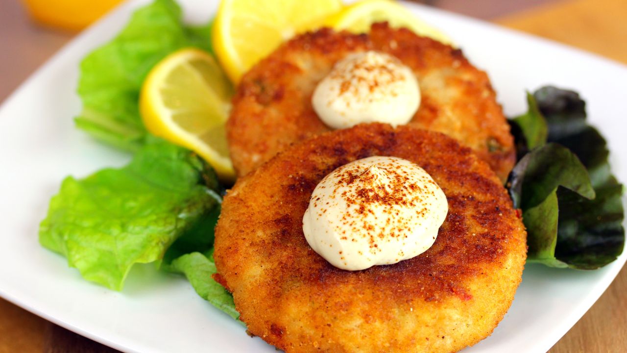 19 Amazing Side Dishes You Can Serve With Crab Cakes