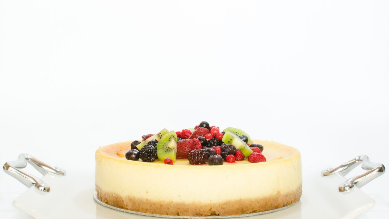 20 Delectable Cheesecake Toppings You Need To Try