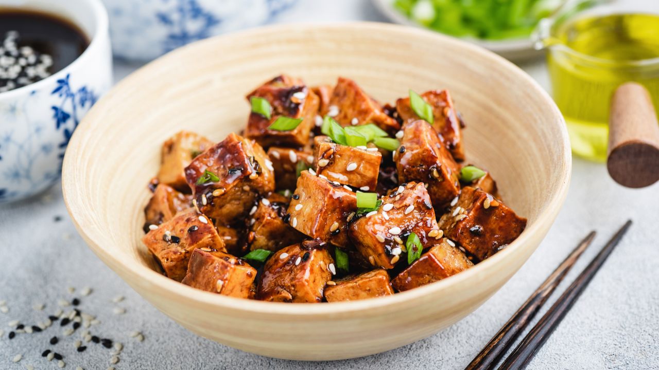 28 Easy Tofu Dinner Recipes