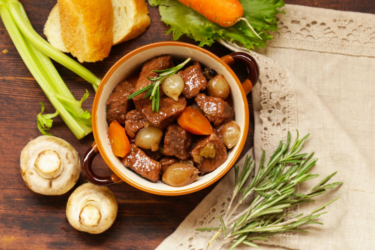 29 Easy Crockpot Recipes With Beef