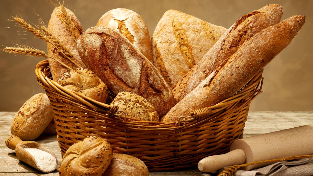 20 Various Types Of Bread – Explained (8)