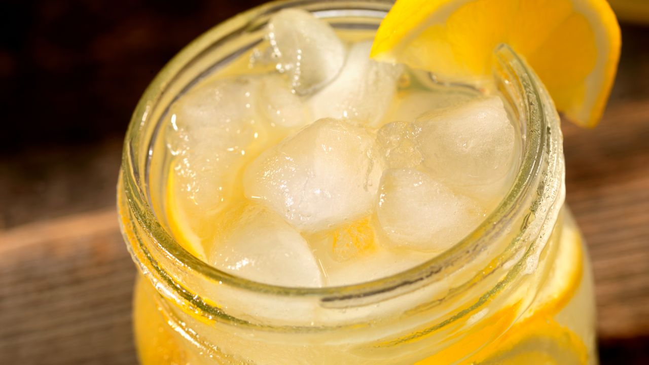 23 Refreshing Lemonade Cocktails To Make At Home