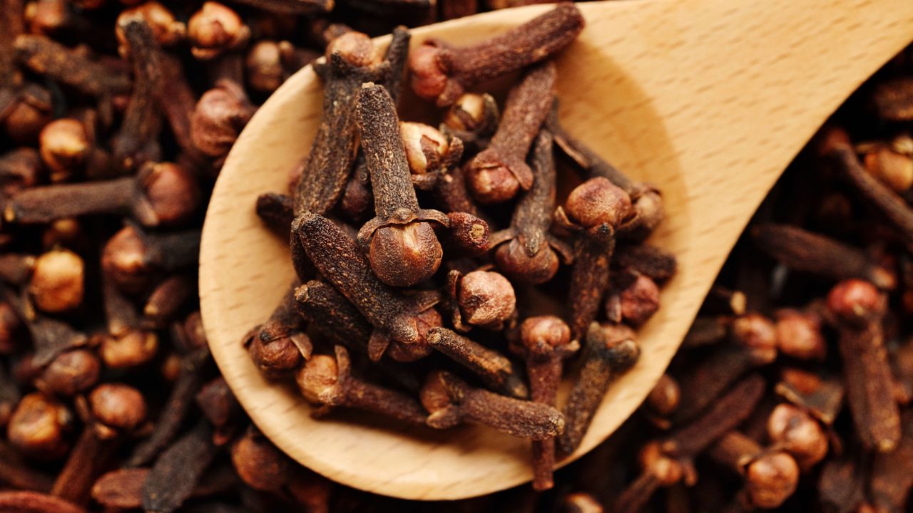 5 Substitutes For Cloves