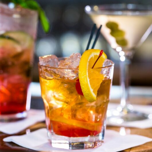 33 Easy Yet Delicious Cocktail Recipes