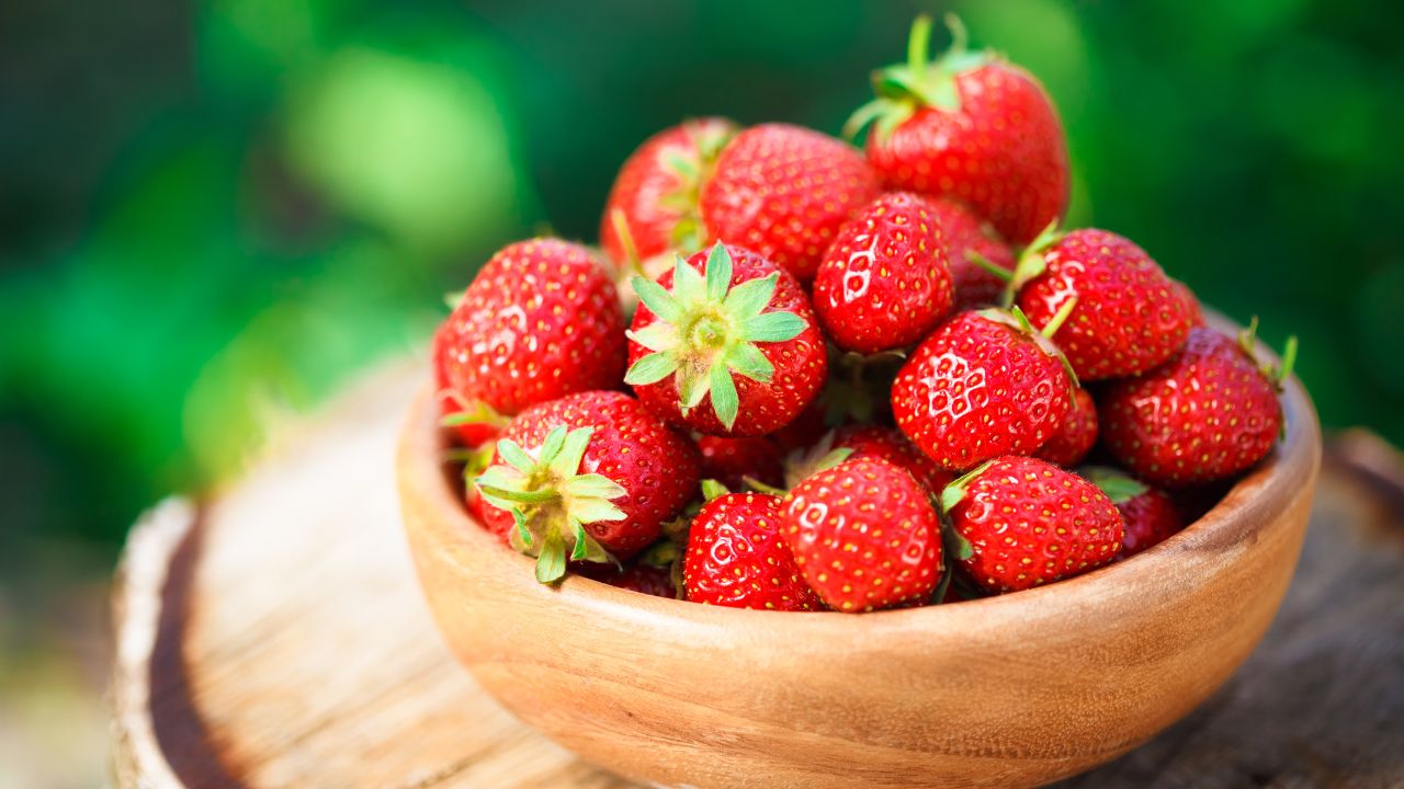 What Do Strawberries Taste Like?