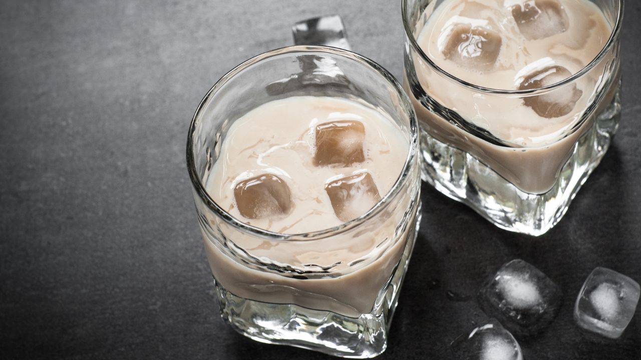13 Amazingly Easy RumChata Recipe Ideas For Your Drinks