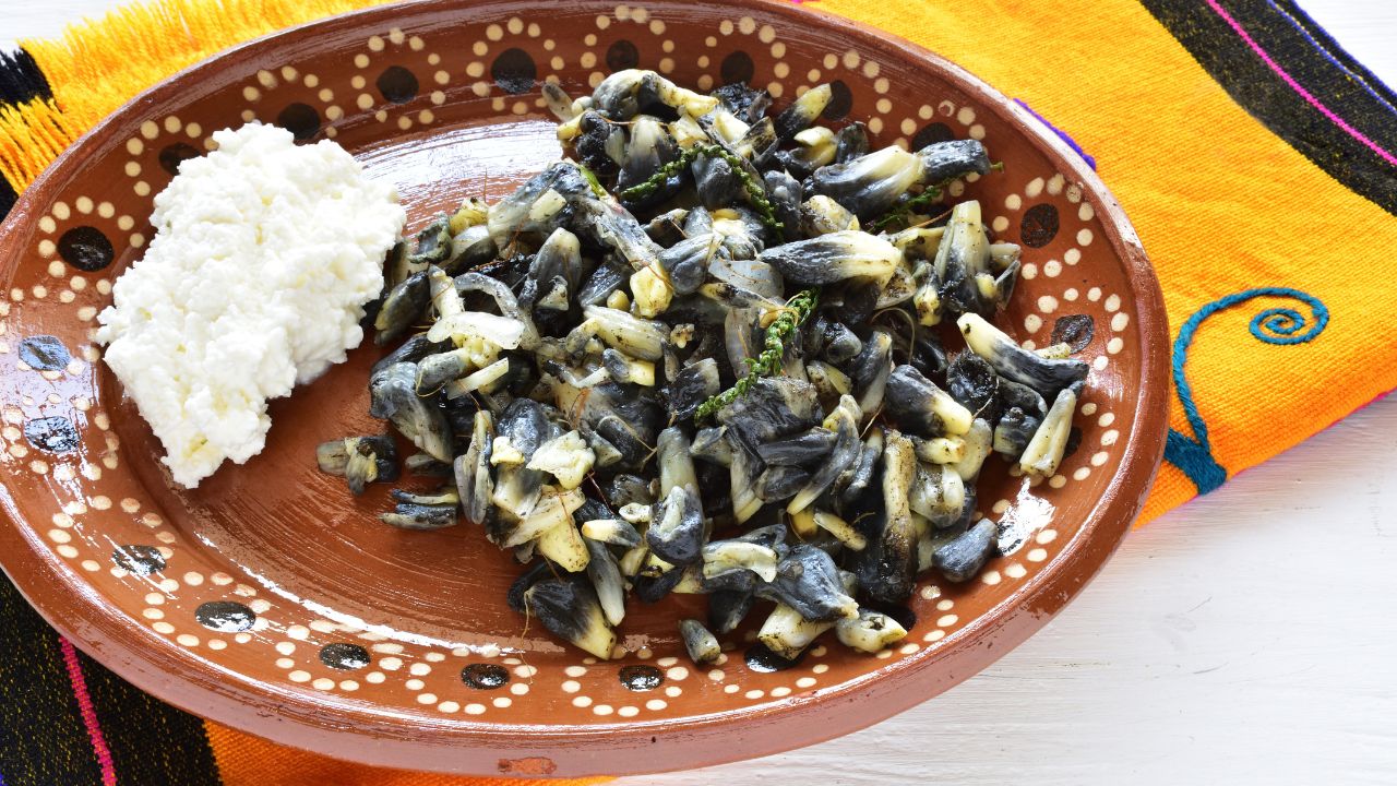 Is Huitlacoche Edible And How Does It Taste?