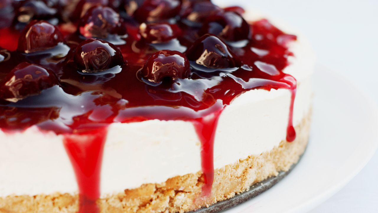 17 Indulgent Cheesecake Factory Cheesecakes You Need To Try