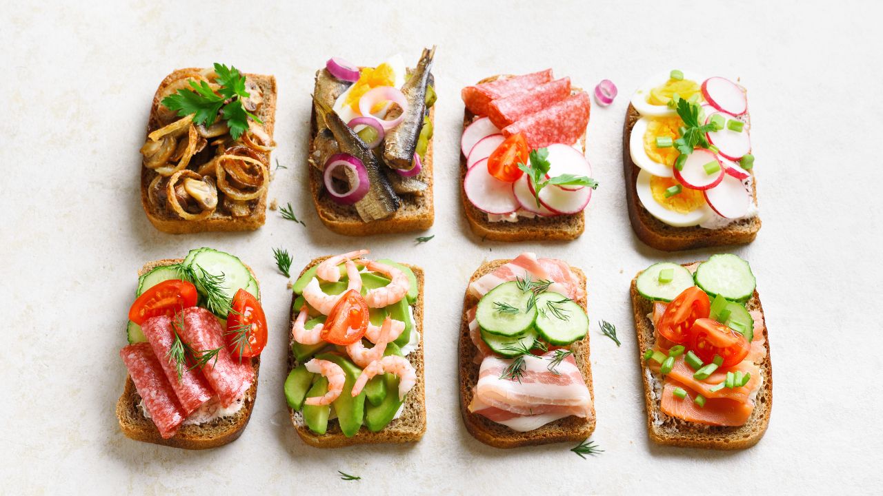 20 Tasty Open-Faced Sandwich Recipes For Lunch