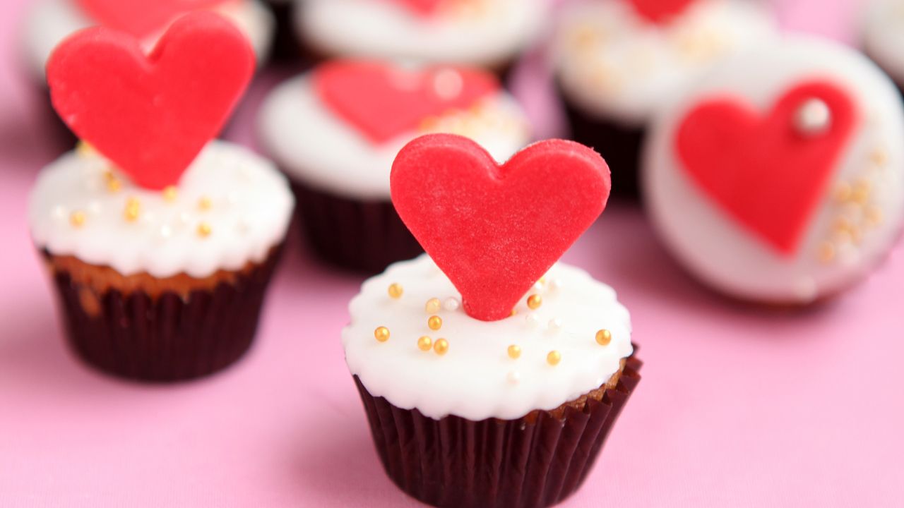 28 Valentine's Day Cupcake And Muffin Recipes For Someone Special