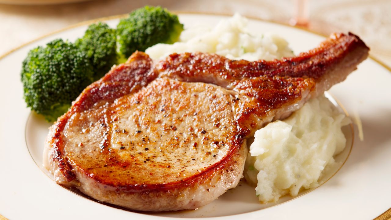 30 Easy Keto Pork Chop Recipes You can Make from Home