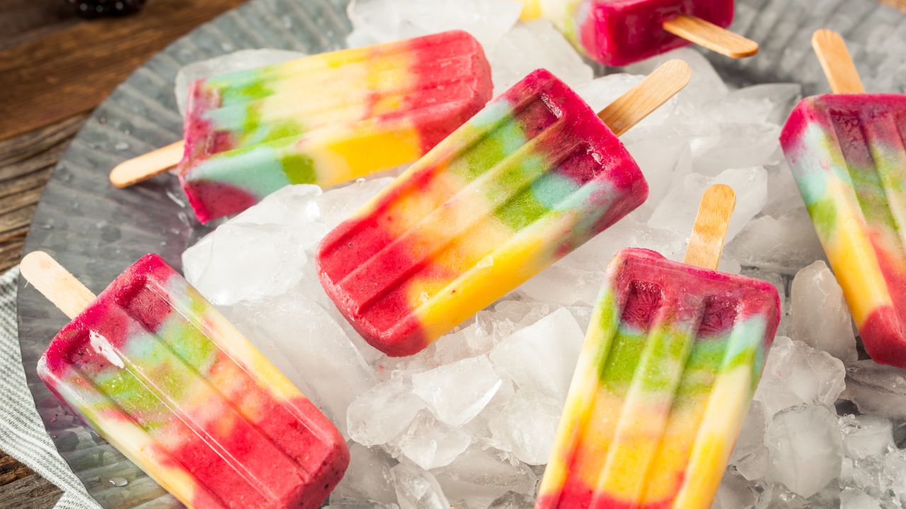 20 Easy Popsicle Recipes You Can Make At Home