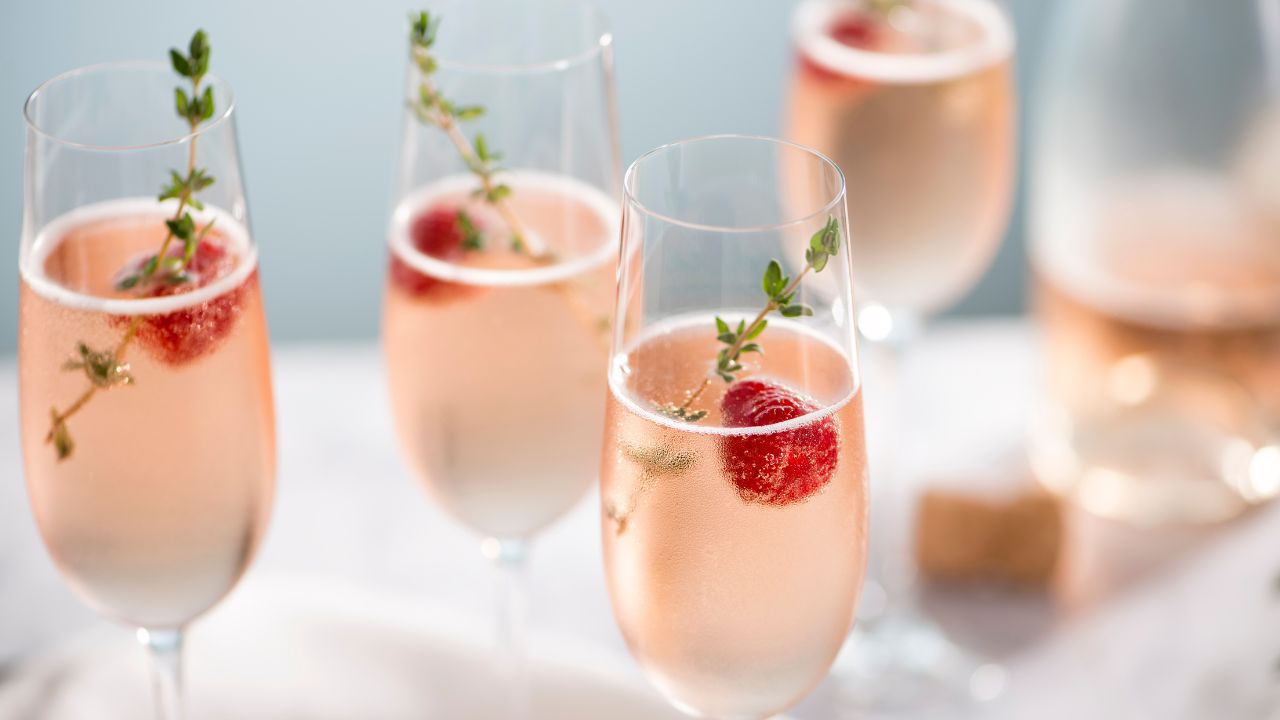 26 Absolutely Classic Champagne Cocktails You Simply Must Try