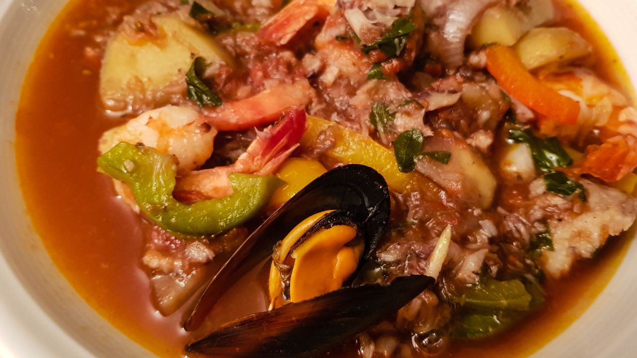 23 Traditional Chilean Recipes You Must Try