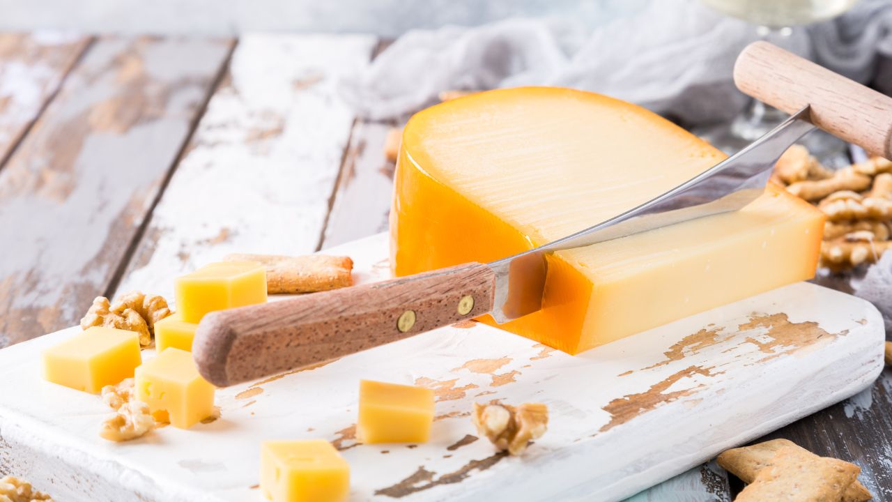 28 Amazing Gouda Cheese Recipes That You Should Make Today 

