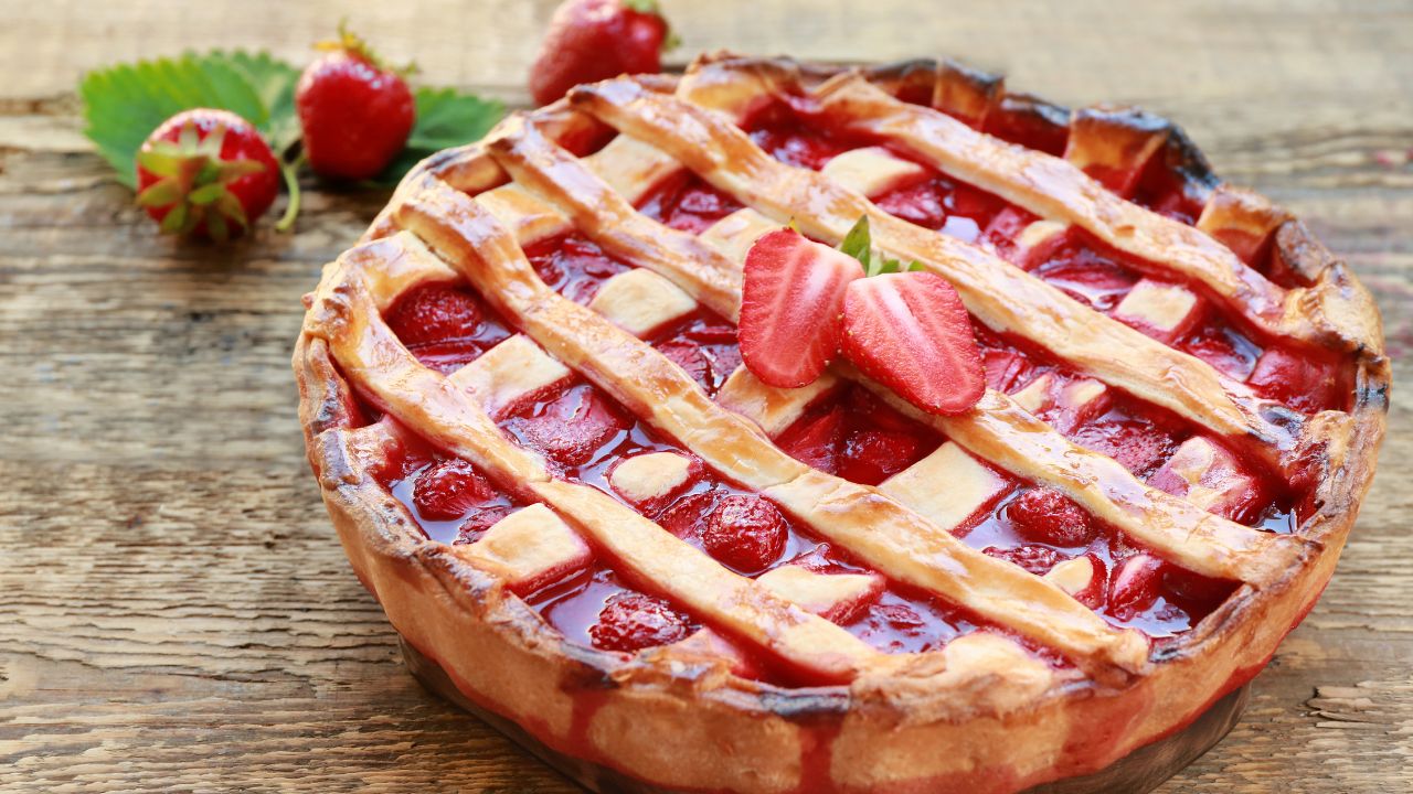 28 Delicious Summer Pie Recipes You HAVE To Try
