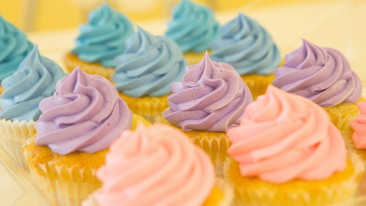 33 Homemade Frosting Recipes That Are Lip-Licking Good!
