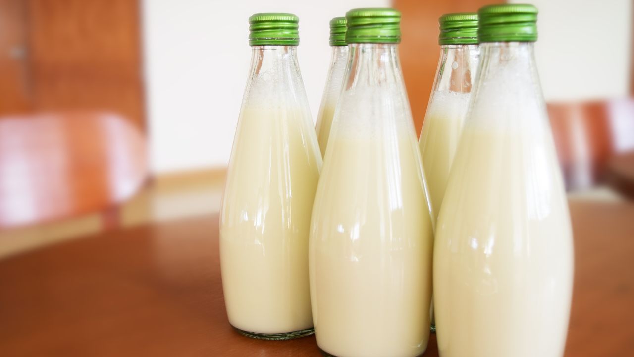 13 Best Sour Milk Recipes To Use It Up