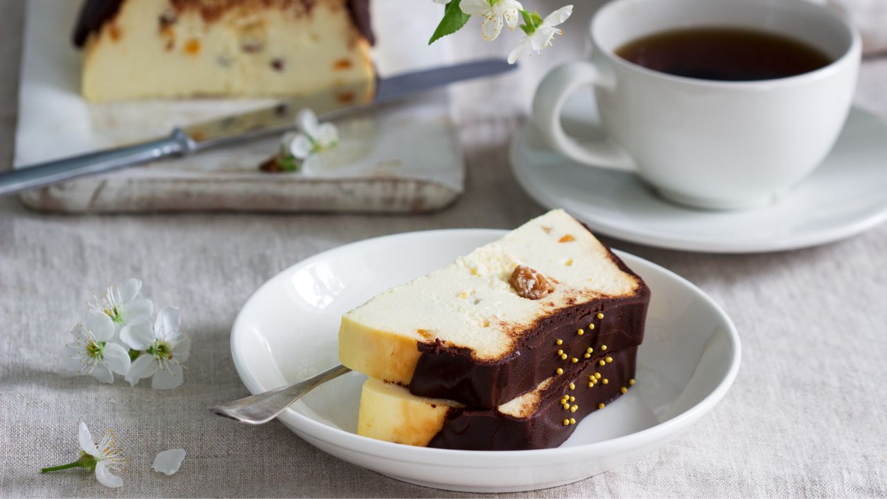 13 Easy Ukrainian Desserts You Need To Try
