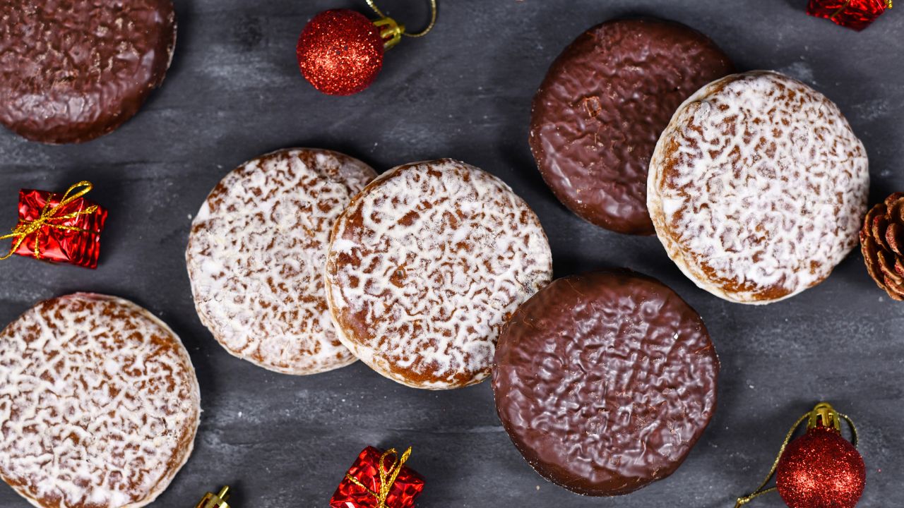 23 Deliciously Decadent German Christmas Cookies