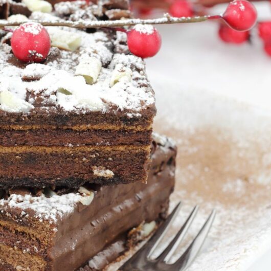 26 Creamy And Delicious Winter Cake Recipes