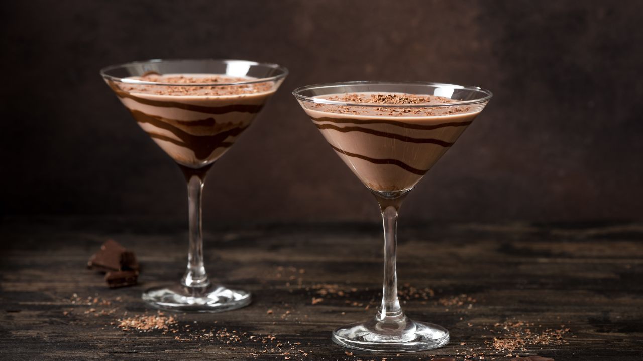 28 Amazing Cocktail Recipes That Use Chocolate
