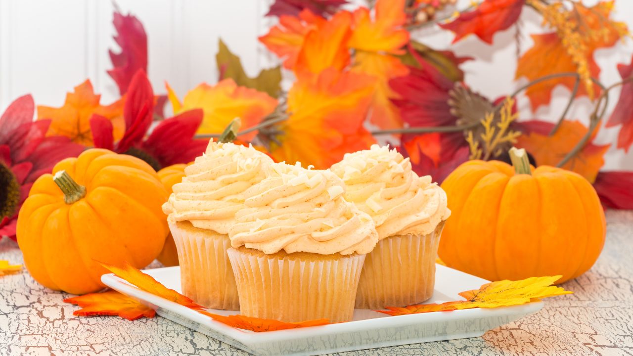 28 Fall Cupcakes That Offer A Taste Of Autumn