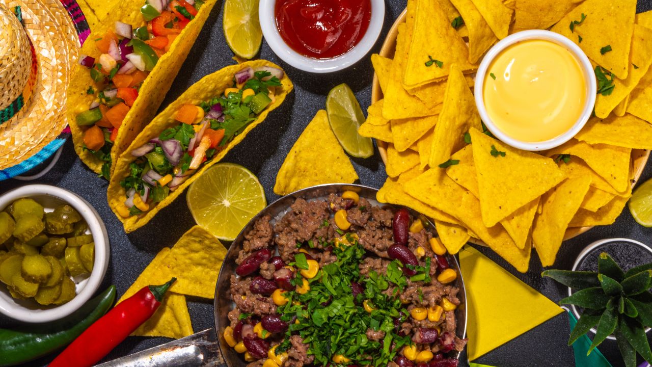 28 Tasty Chili Toppings For The Ultimate Chili Bar