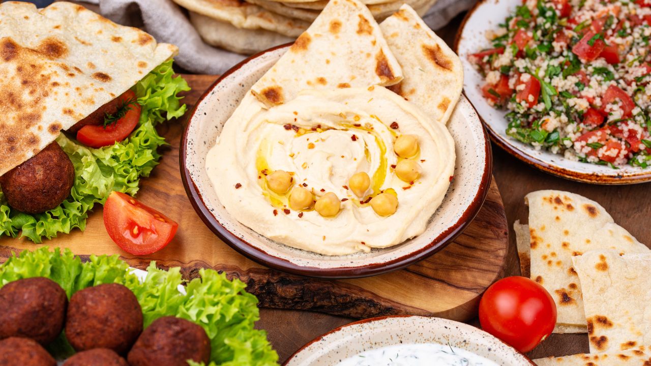 30+ Popular And Delicious Israeli Foods You Need to Try