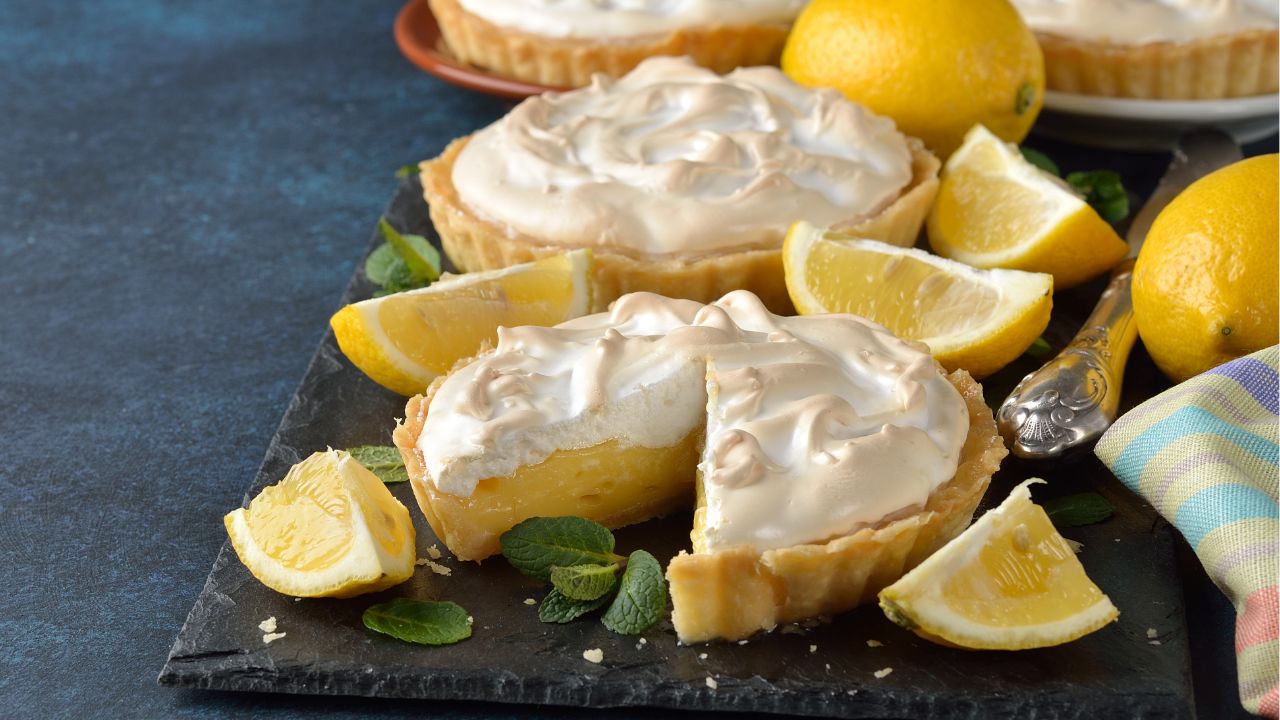 41 Delicious And Easy Meringue Desserts You Can Make Yourself