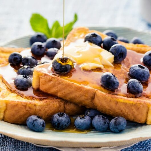 French Toast Serving Suggestions (18 Delicious Side Dishes)